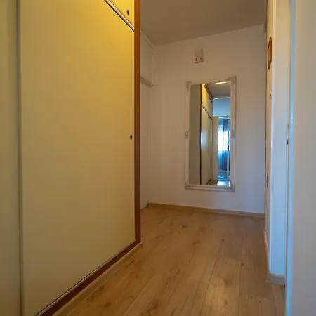 Tonka Apartment